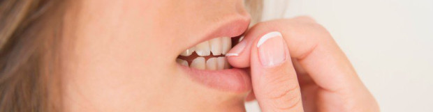 Four bad habits that harm your teeth